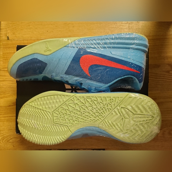 Kobe Bryant KB Mentality Nike basketball shoes Size 11 - Picture 3 of 6